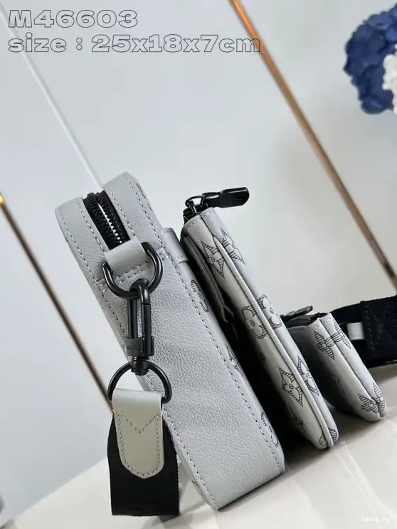 LOUIS MESSENGER TRIO VUITTON 0510